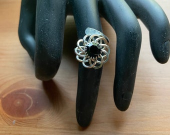 Vintage Adjustable Sarah Coventry Silver Tone and Black Stone Spiral Flower Ring, Retro, Costume Jewelry