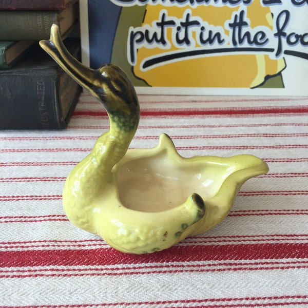 Vintage Swan Ring Holder, Trinket Holder, Change Holder, Figurine, Gorgeous, Oddities, Unusual, Retro, Green, Christmas, Birthday, Dresser