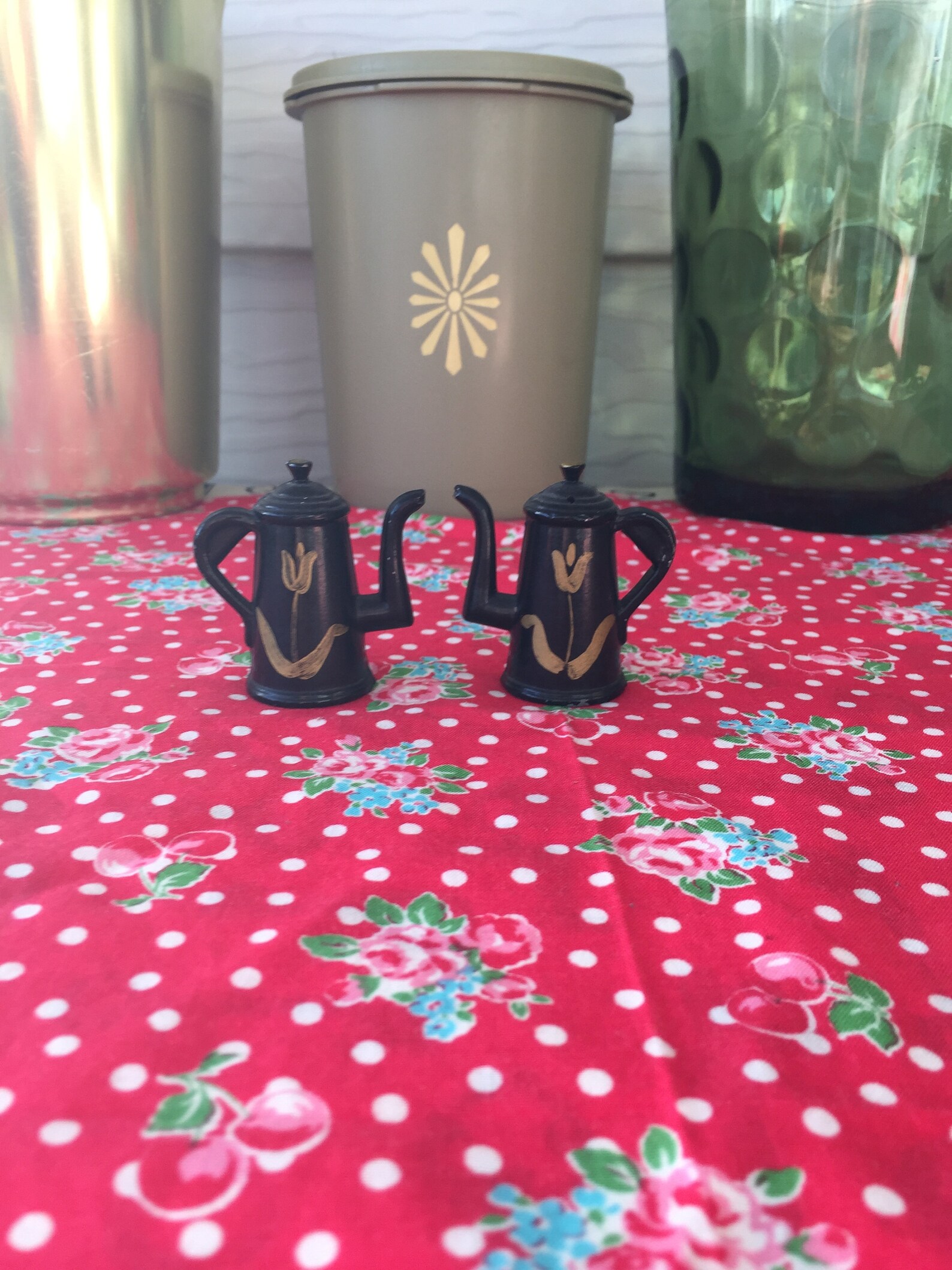 Set of Vintage Painted Cast Iron Coffee Pot Salt and Pepper Etsy