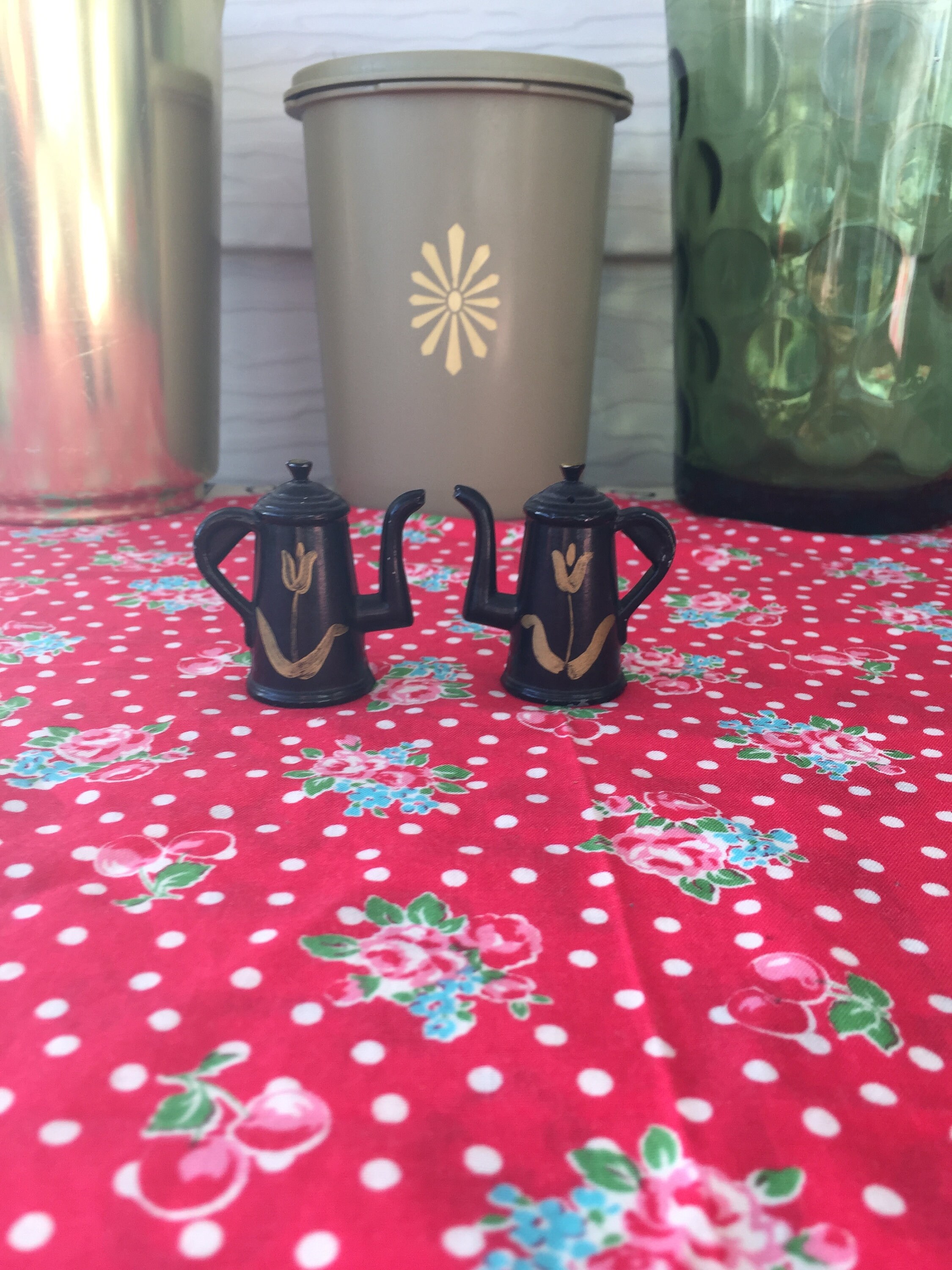 Set of Vintage Painted Cast Iron Coffee Pot Salt and Pepper Etsy