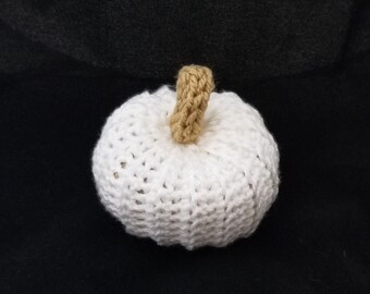 White Pumpkin NIP Toy by PetJoy, Loaded with Organic Cat Nip, Halloween, Thanksgiving Harvest Squash,  Perfecto para gatos, Kitten Katzen