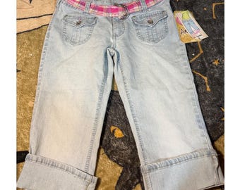 Angels Jeans Womens Light Wash Denim Capris Low Rise Pink Plaid Belt Size 9 NEW