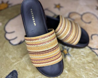 Partners Womens Multi Color Woven Platform Slide Sandals Brown Size 7