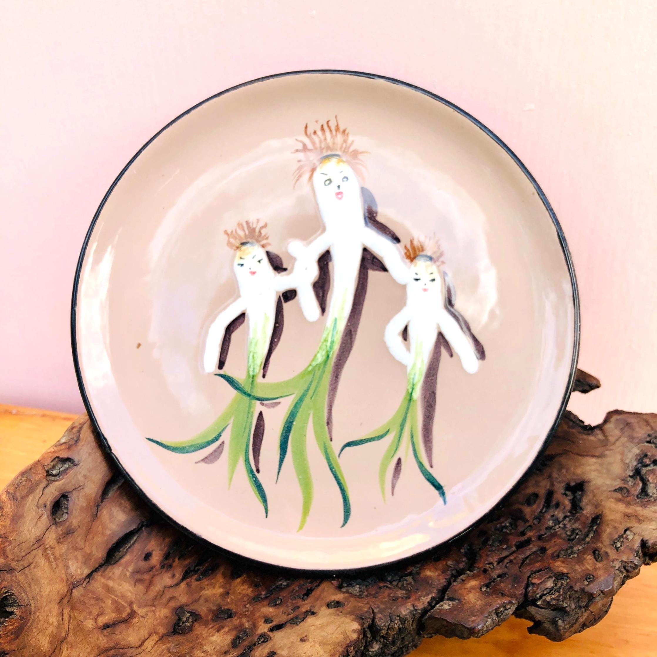 Vintage Relief Plate - Etsy Australia