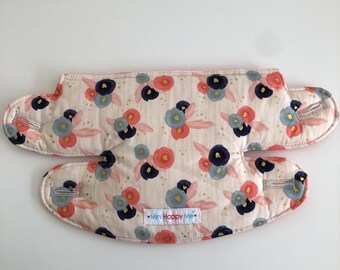 Floral Ergobaby 360 Omni Dribble Bib: Absorbent Teething Cover