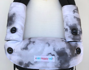 Ergobaby 360 Omni Drool Pads: Clouds Teething Bib Set