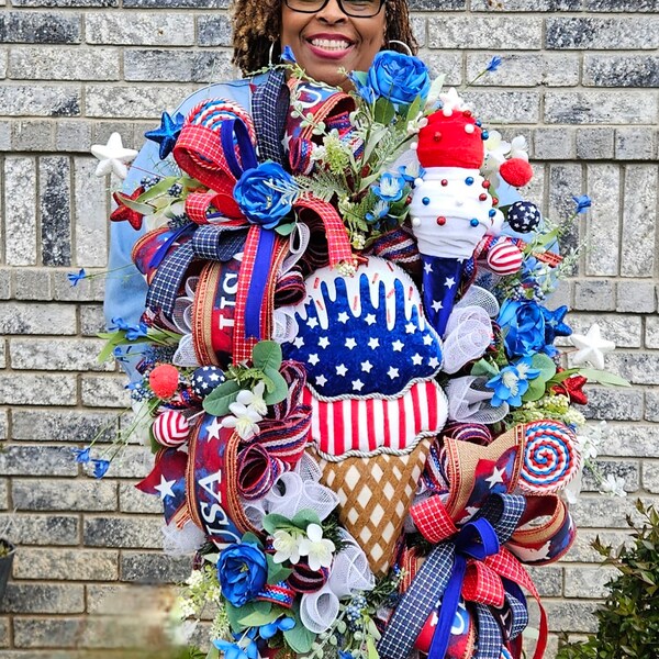 Icecream Patriotic Wreath (Made on TikTok Live)