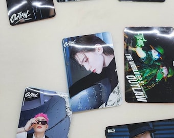 ATEEZ Flower Photocard Set - Set of All 8 Members - (lomocards