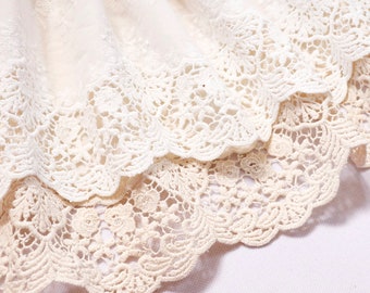 Width 49.21 inches wedding lace fabric,flowers embroidered lace,floral lace trim,scalloped trim lace for DIY dress,125CM 1-168
