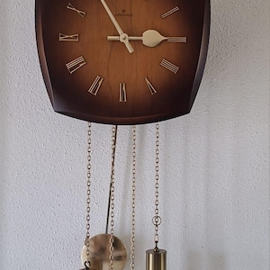 JUNGHANS clock pendulum clock wall clock wall wood decoration weights Germany 1970 vintage modern
