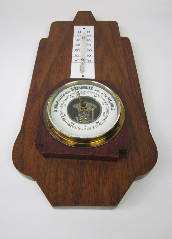 Analog Barometers - Mercury Barometers - Barometers for the Home