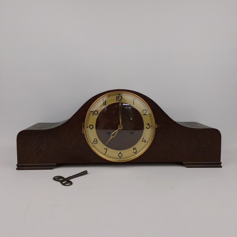 Clock Germany Mantel Clock Mantle Wood Key Analogue 1950 50's Vintage