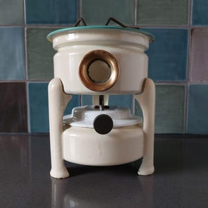 Kerosene stove enamel stove kerosene set oil stove cream / green 1 burner enamelware enamel cooking stove 1960 vintage