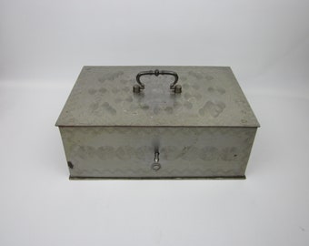 Art deco Beaumont French safe money chest cash box cash register firebox metal steel iron with key vintage antique WORKING