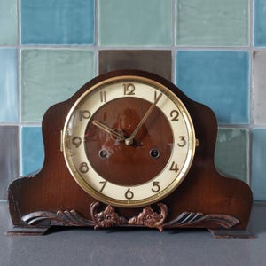 JUNGHANS Germany clock mantel clock pendulum mantel clock fireplace clock mantle wood, key 1950 50&#39;s vintage mid-century