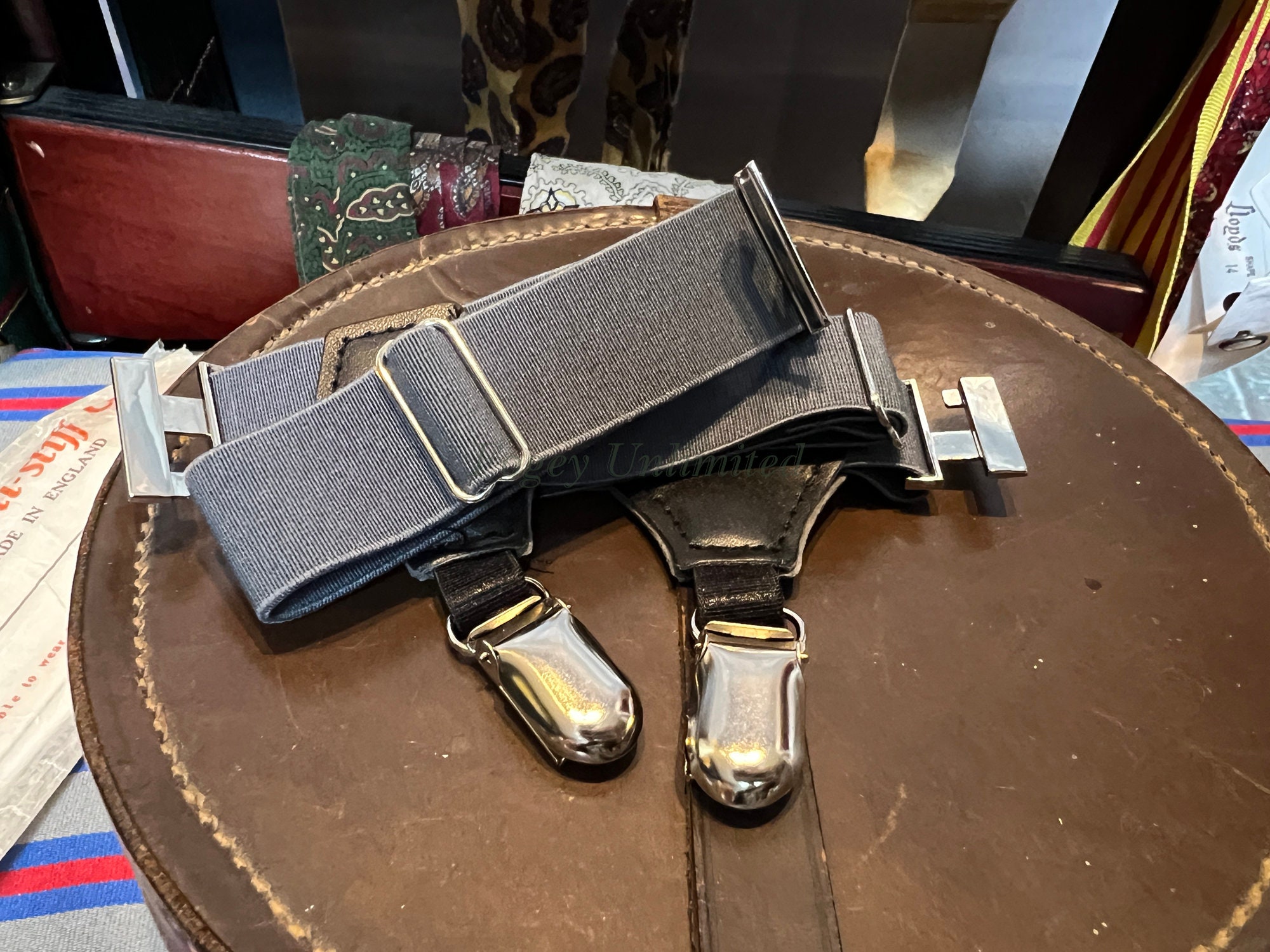 Gentleman's Traditional Sock Suspenders/Garters. Elastic. Single Grip style