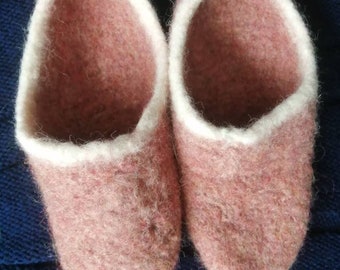 Handmade felted slippers. Made to order, please specify size and colour required.