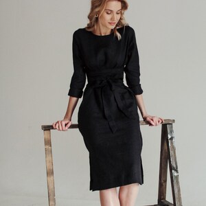 Zwarte linnen jurk. Bruidsmeisjesjurk. Linnen tuniek. Wikkel linnen jurk. Linnen jurken voor dames. Linnen jurk. Boho-jurk. Zomerjurk.