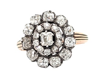 Anillo antiguo georgiano de diamantes y plata sobre oro, circa 1830.