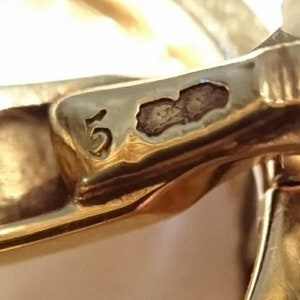 Van Cleef & Arpels Gold Stirrup Cufflinks, Circa 1950 image 6