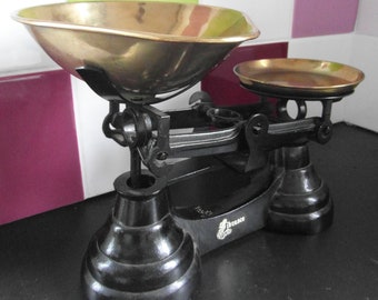 Vintage Black Librasco Kitchen Balance Scales & Brass Pans