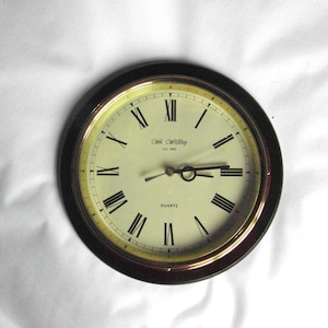 Traditional Style Vintage 1990s Large Wooden Wall Clock by W.M. Widdop - Quartz