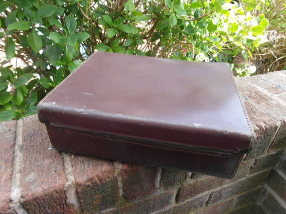 A Small Antique Faux Leather British Suitcase UK … - image 9