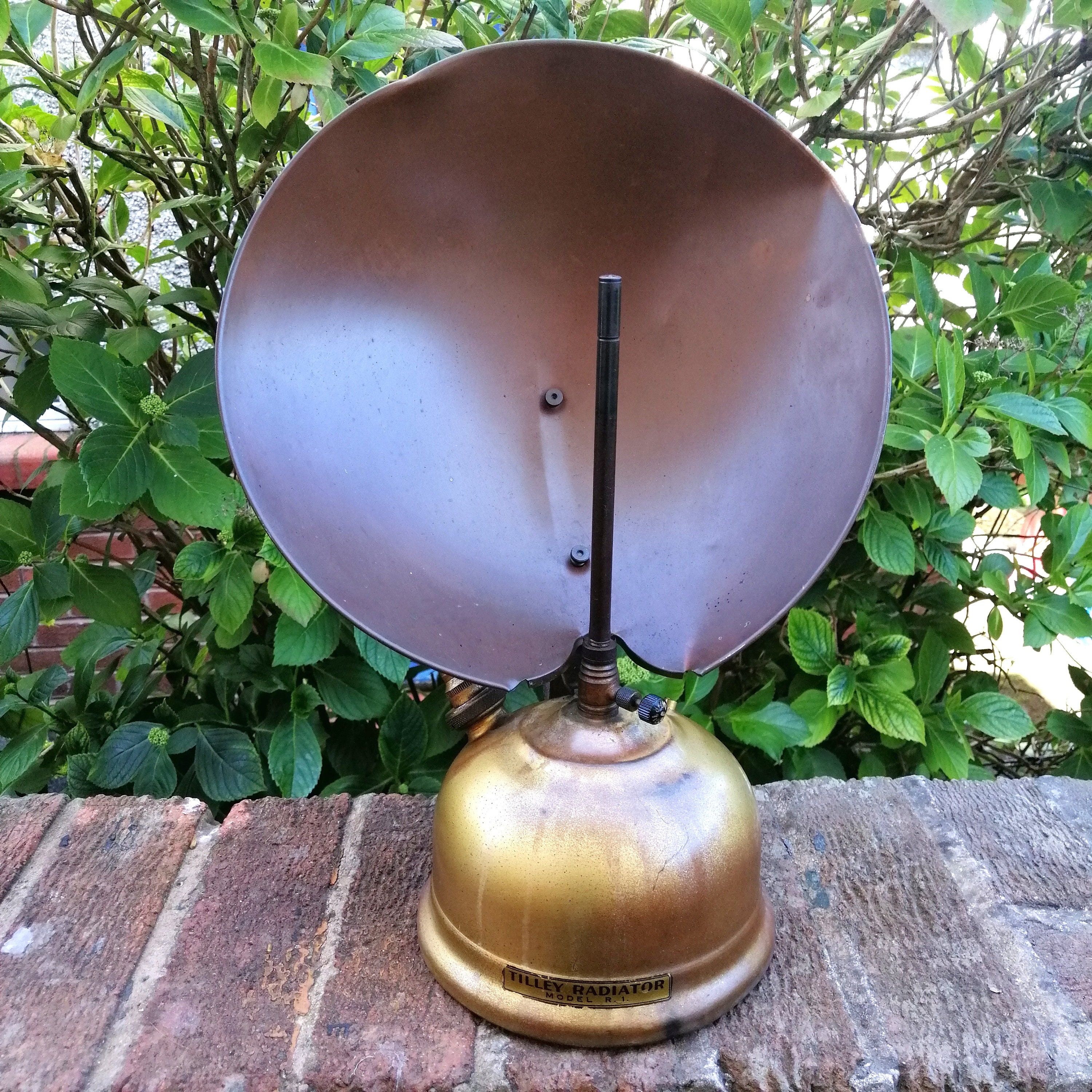 Vintage Nice Early TILLEY HENDON Radiator/heater Model R1 - No