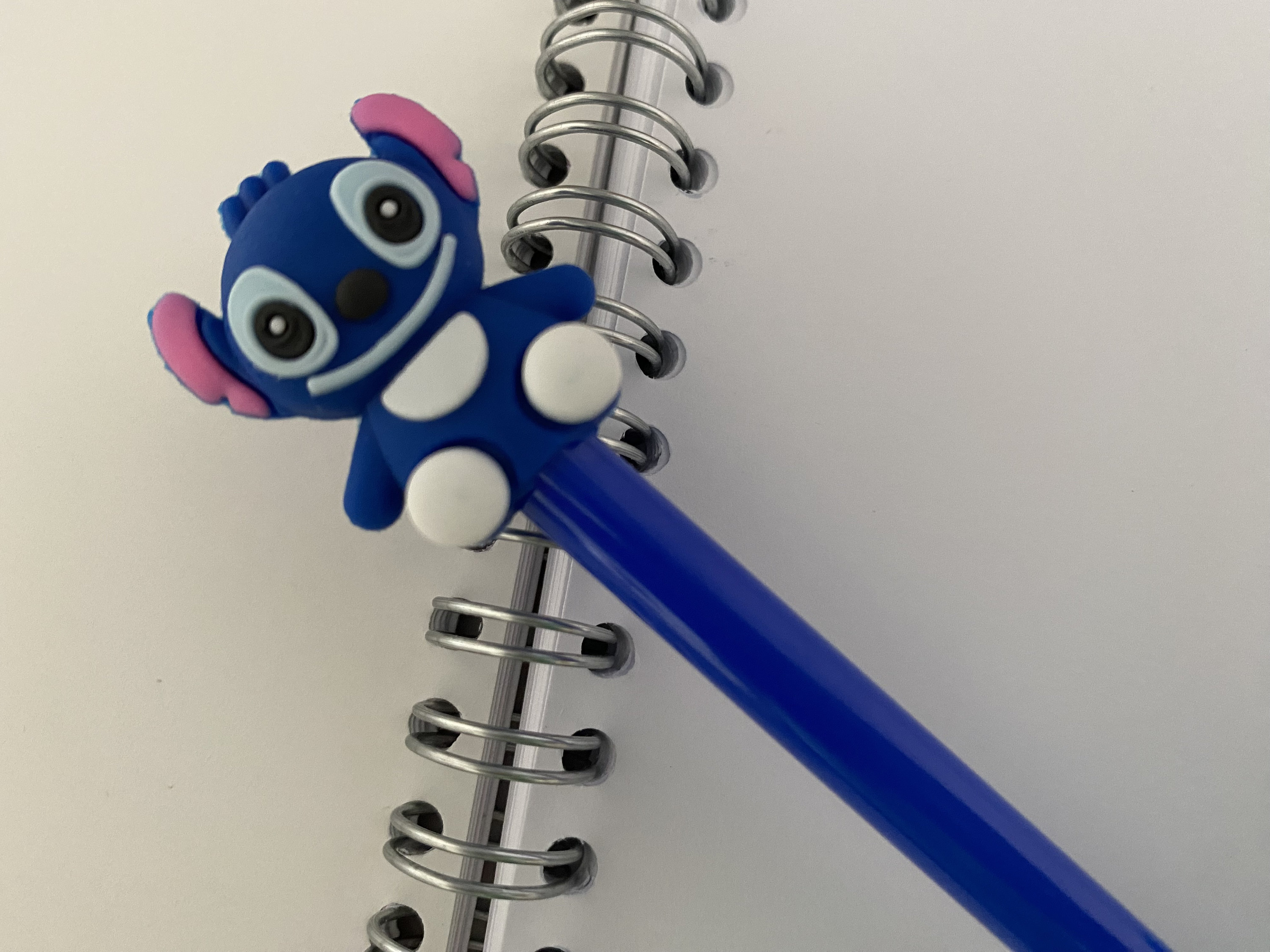 Personalised Disney Autograph Book featuring Stitch - Etsy 日本