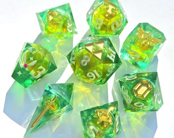 Heart of Courage: (Made-To-Order Liquid Core Dice)