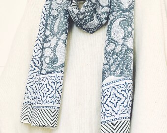 Gray Indian cotton stole scarf from Villa d&#39;Issi, a lovely Mother&#39;s Day gift. Hand-block printed.