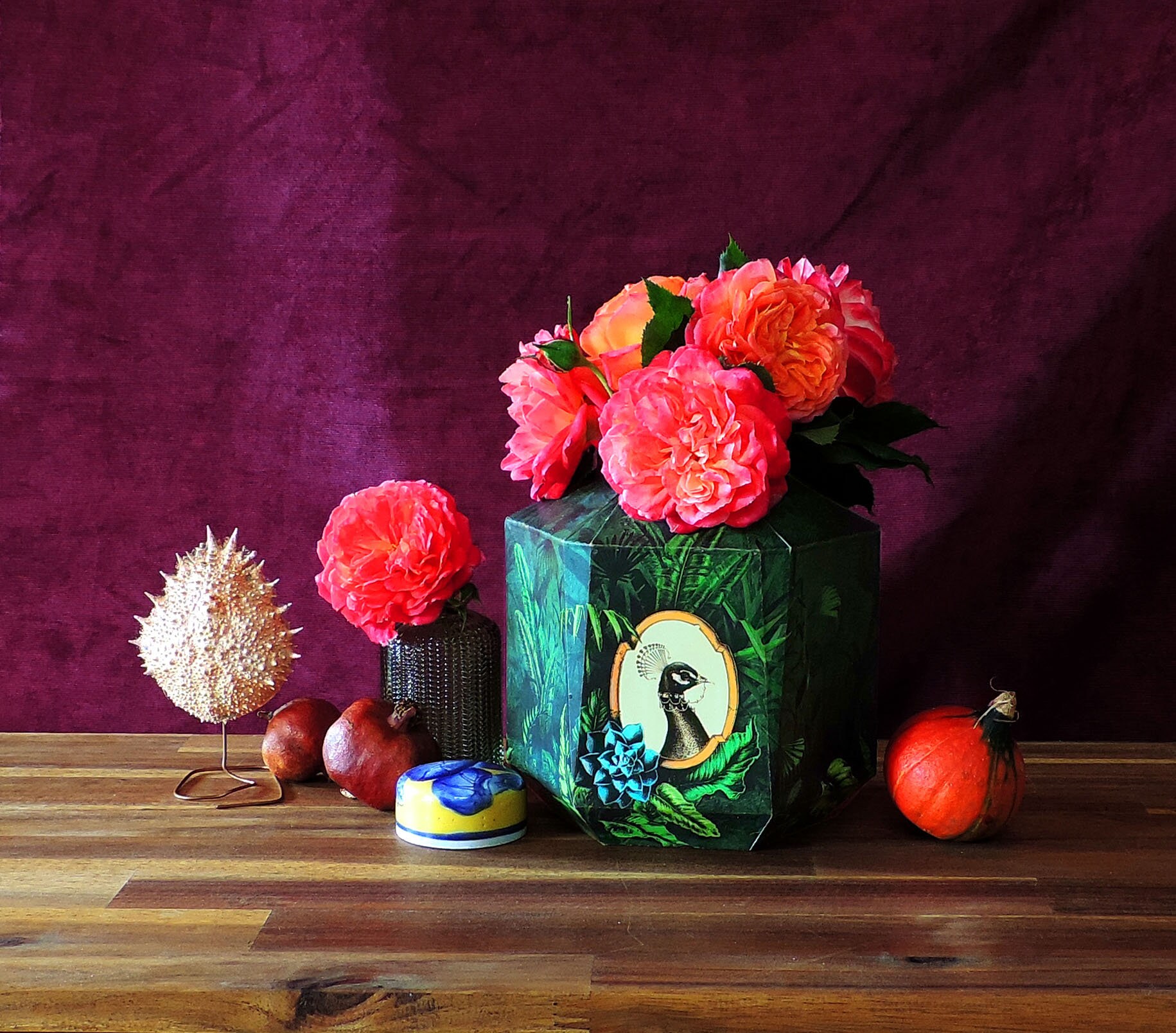 Vase Décoration Paon Royal Vert Pour Villa d'issi, Objet Précieux Original et Unique, Papier Ciré, E