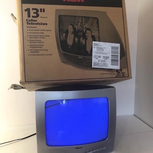 RCA E13320 Vintage 13&quot; CRT Color TV Retro Gaming Television - New / Open Box!