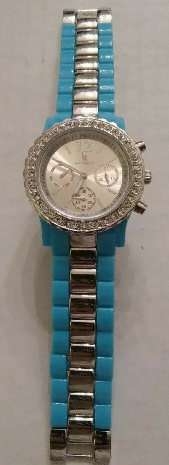 Isaac Mizrahi casual and chic watch! mqdefault.jpg main image 3