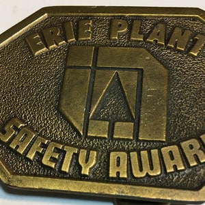 erie plant belt buckle