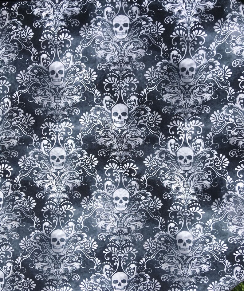 SKULL /& CROSSBONES BANDANA The Perfect Gothic Bandana Same Day Despatch