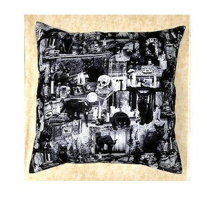 Awesome gothic design with cats skulls & ravens Cushion Cover Fits an 18&quot; x 18&quot; Cushion, scatter cushion for home decor Timeless 100% cotton