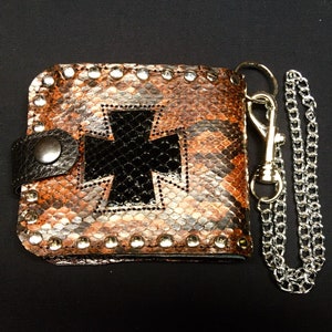 Cartera plegable de piel auténtica vintage de pitón africano y serpiente marina con cruz de hierro, con tarjeteros y llavero para cinturón hecho a mano en el Reino Unido