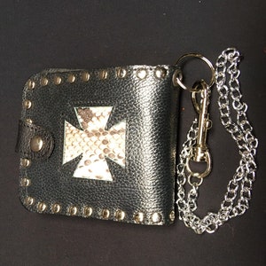 Cartera plegable genuina de pitón africano real y cruz de hierro de cuero con tarjeteros y llavero de cinturón hecho a mano en Devon, Reino Unido