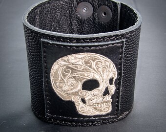 BUCKLE SKULL SKELETON HAND BONES SKULL SALE GOTHIC PUNK ROCK ALTERNATIVE PAGAN BUCKLE SKULL SKELETON HAND BONES SKULL SALE GOTHIC PUNK ROCK ALTERNATIVE PAGAN