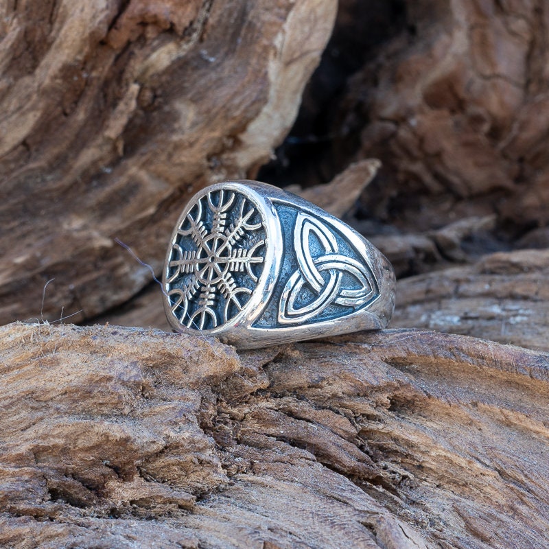 Helm of Awe Viking Nordic Compass Signet Ring With a Celtic 