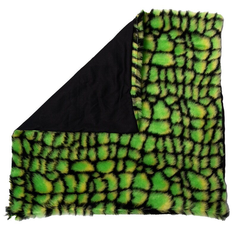 Scaley Fur Beautiful & Soft Crocodile/dinosaur Scale Faux Fur Fluff Cushion Cover ...