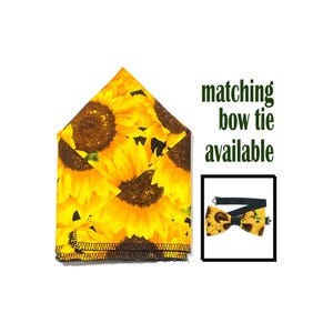 Puede incluir: Un pañuelo de bolsillo amarillo y marrón con un patrón de girasol. Corbata de lazo a juego disponible.