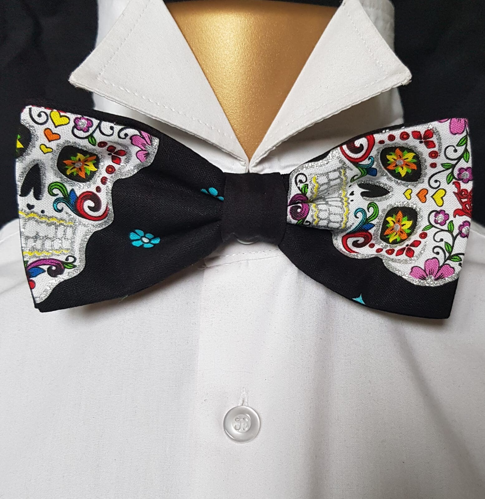 sugar skull tie