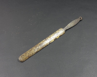 antikes Wetzstahl-Messer