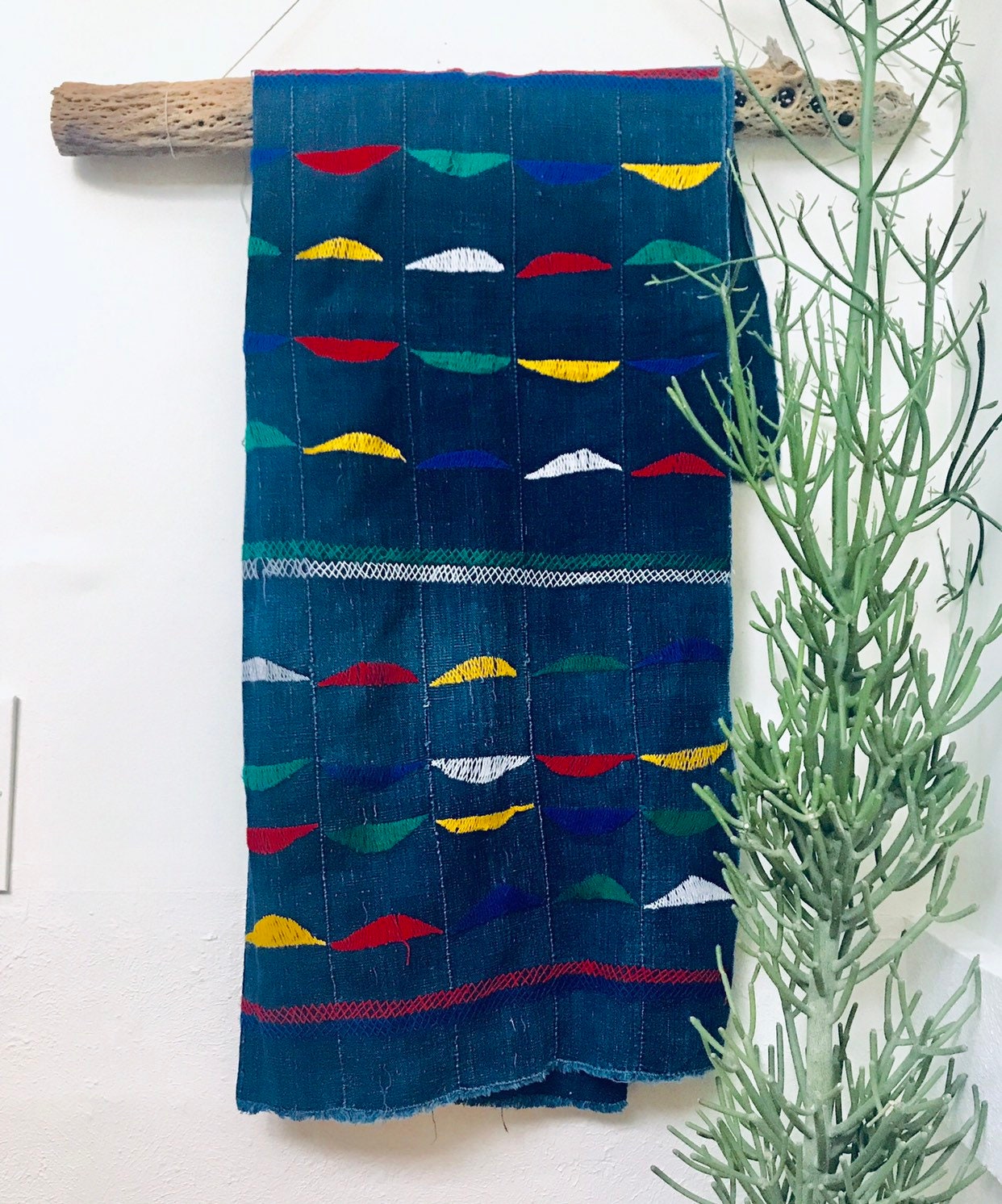 Unique Embroidered African Indigo Mud Cloth Mali Decorative Unique Embroidered African Indigo Mud Cloth Mali Decorative Throw Wall Hanging