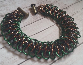Loki inspiró el brazalete Crotalus chainmaille