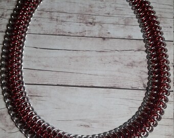 Collar Crotalus chainmaille rojo/plata