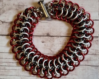 Badger inspired college colors chainmaille bracelet - Crotalus