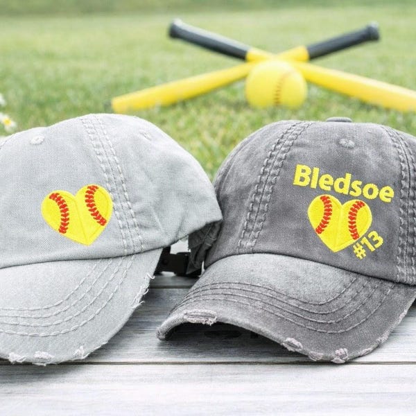 Gorra de softbol con corazón bordado: Gorra de béisbol personalizada para mamá o esposa, nombre y número opcionales, regalo